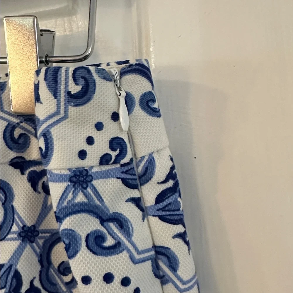 NWOT Women’s Talbots Heritage Blue & White Cropped Pants Size 8
